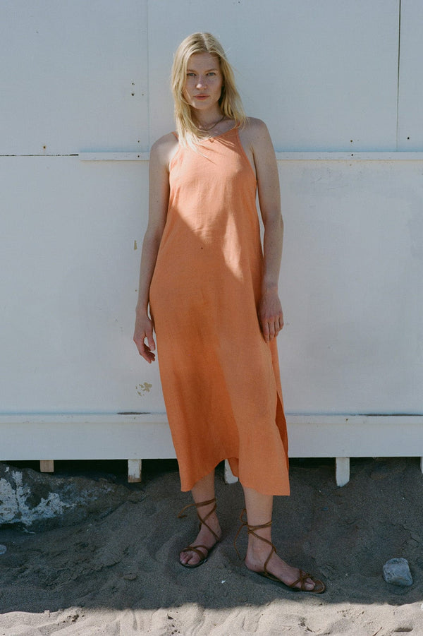 arkitaip Maxi Dresses The Trude Linen Slip Dress in mango